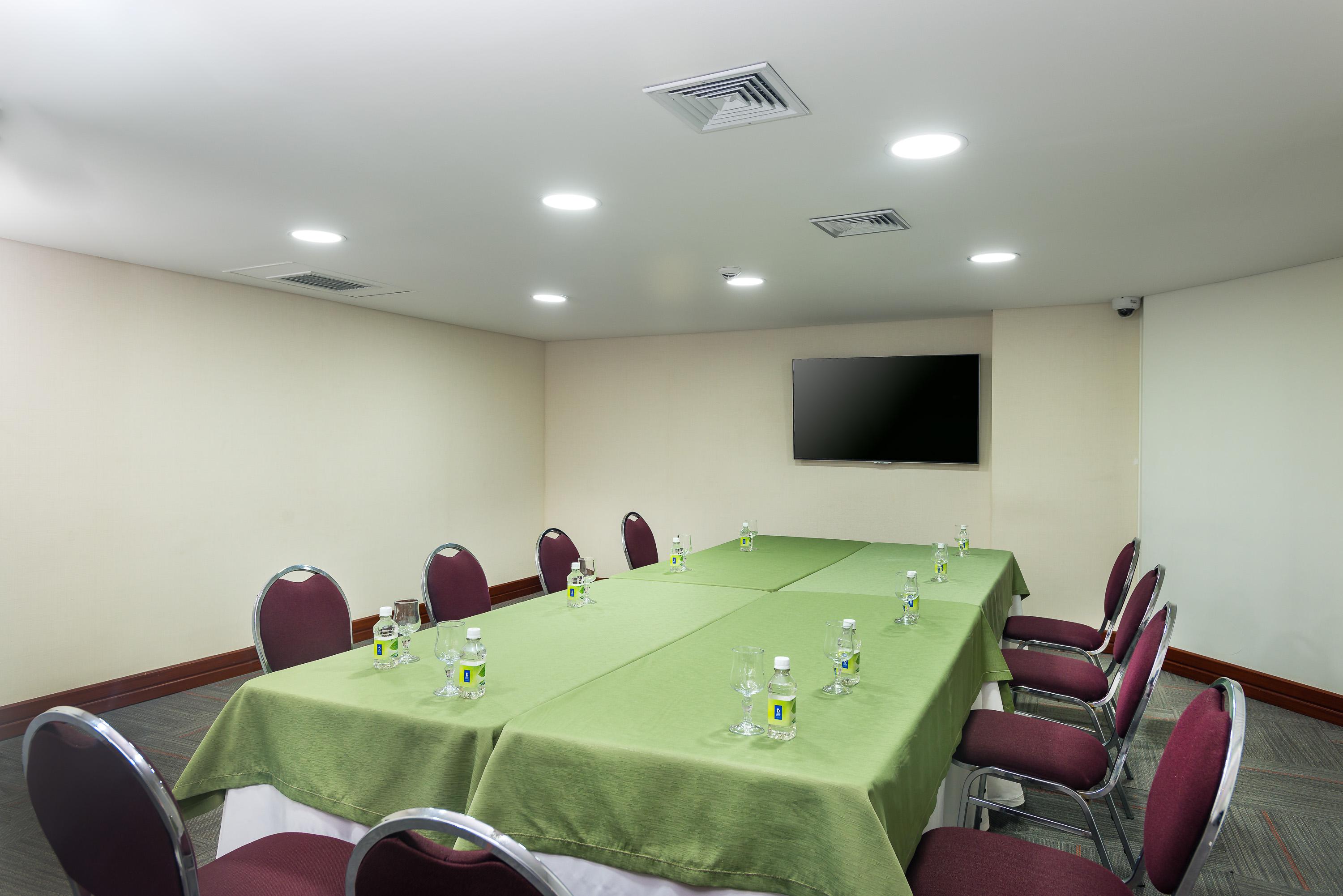 Hotel Dann Carlton ブカラマンガ エクステリア 写真 Meeting room