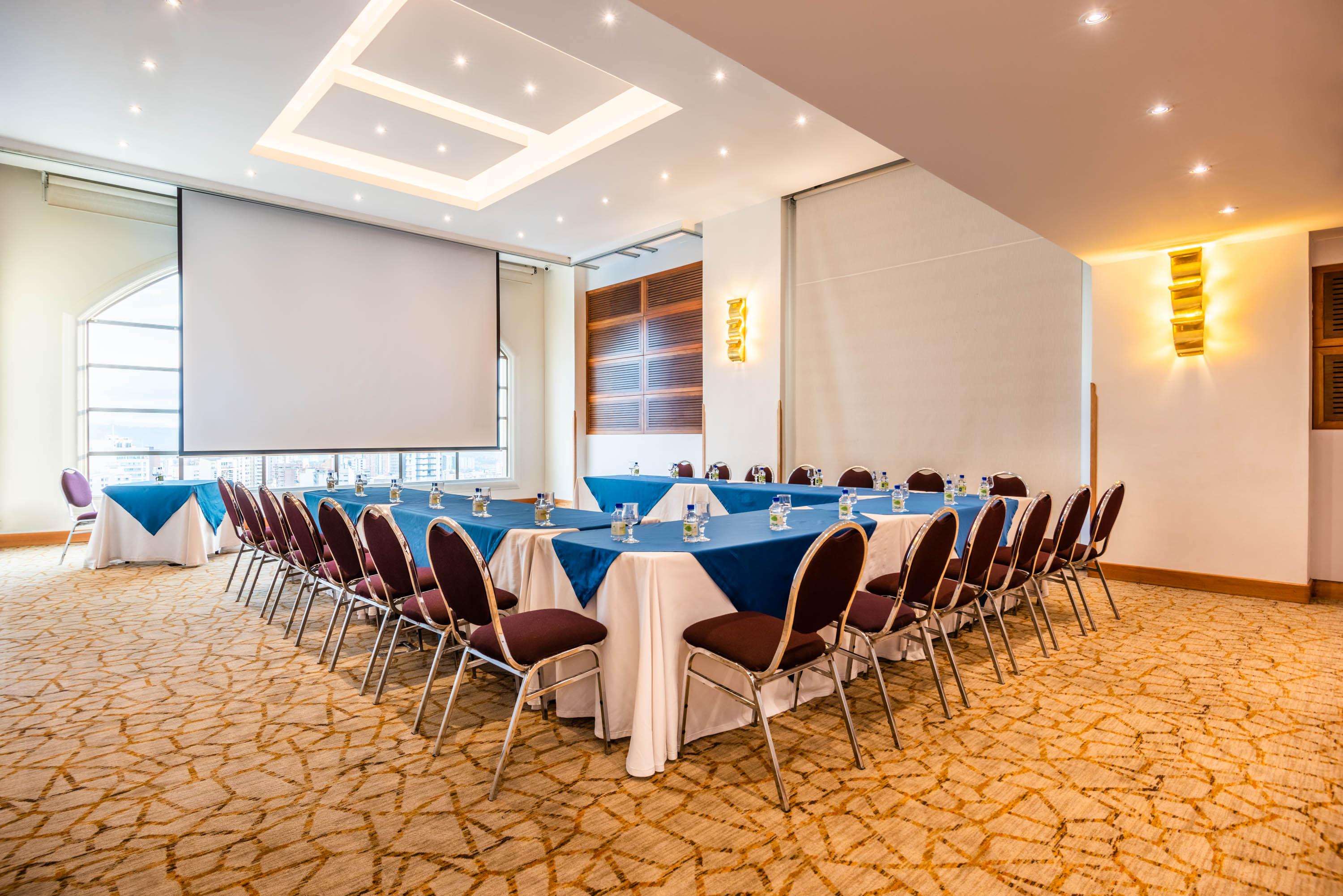 Hotel Dann Carlton ブカラマンガ エクステリア 写真 Meeting room