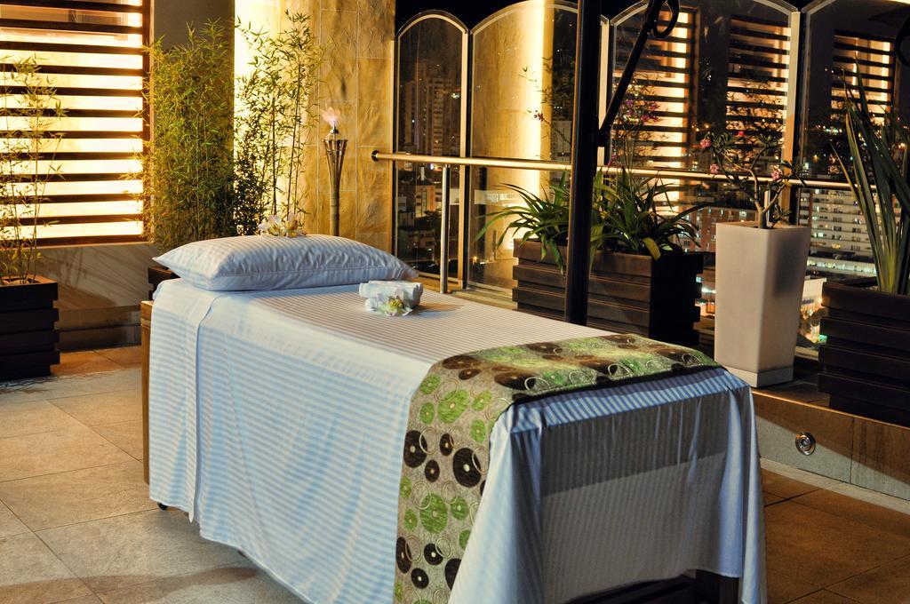 Hotel Dann Carlton ブカラマンガ エクステリア 写真 Massage table